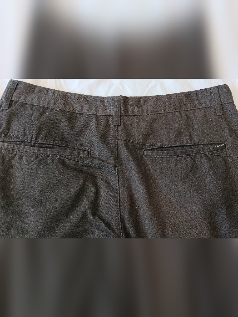 Volcom Chino Shorts 34 Charcoal Gray Pockets 10" Inseam Surf Beach Summer - Picture 4 of 10